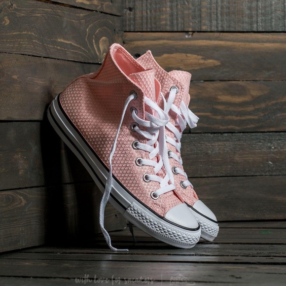 ‼️SALE‼️ Converse Vapor Pink High Top Sneakers - Picture 2 of 8